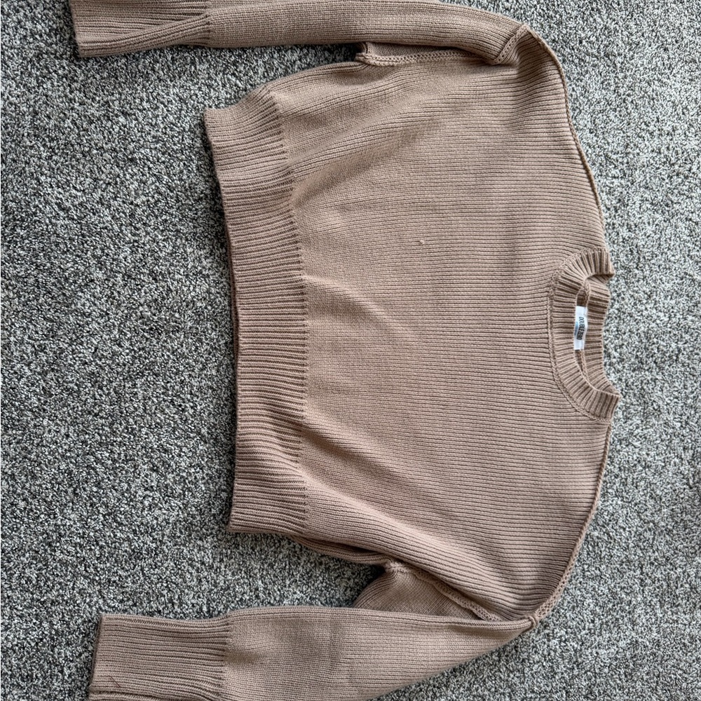 Double Zero Ribbed Crewneck Sweater in Taupe